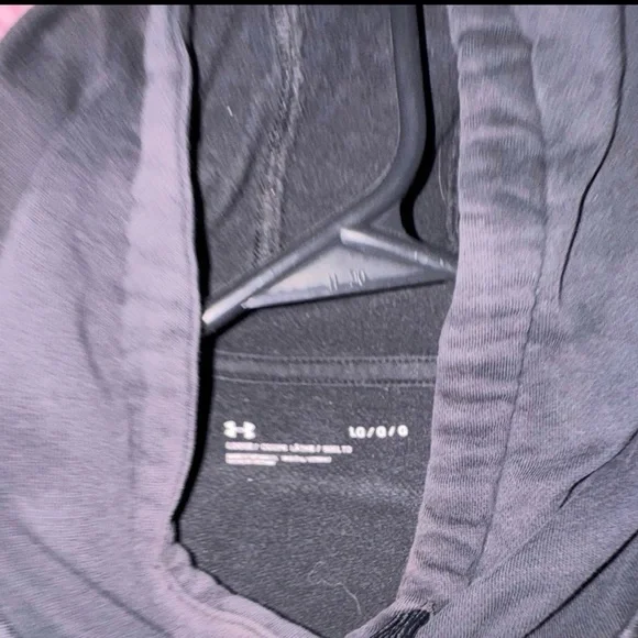 Under Armour Black 'Freedom' Pullover Hoodie with Flag Logo - Picture 2 of 2